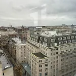 Stunning City View Apartment By Central Stay