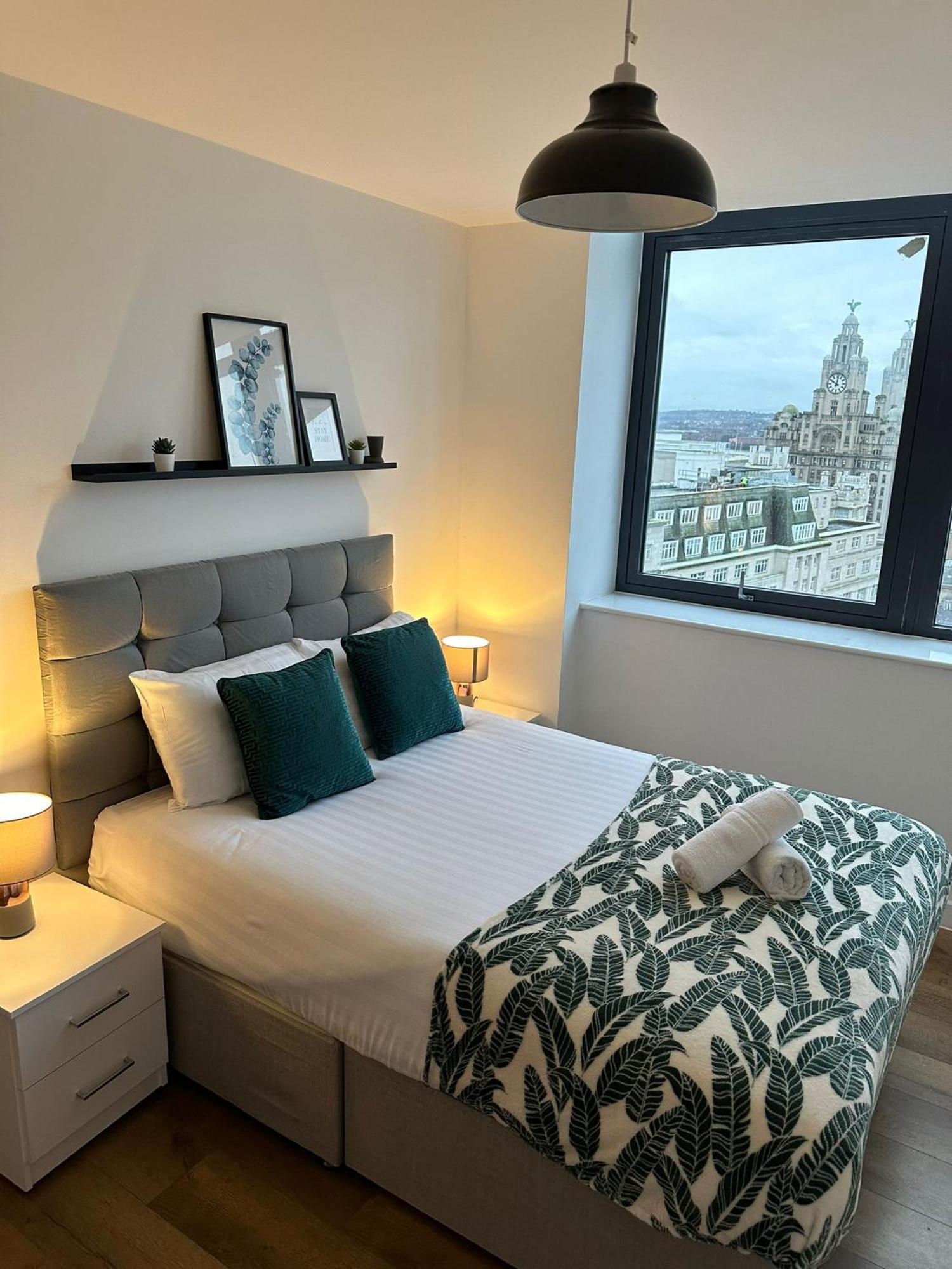Stunning View By Apartment *